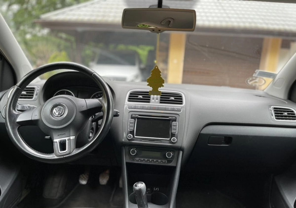 Volkswagen Polo cena 17800 przebieg: 284200, rok produkcji 2011 z Daleszyce małe 301
